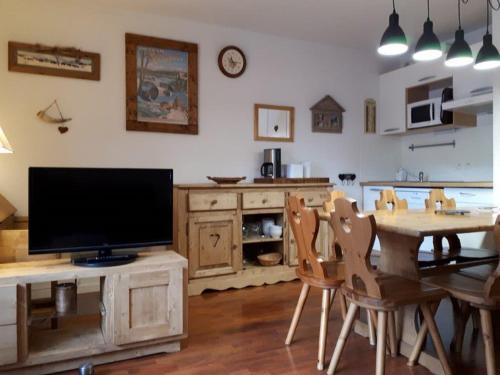 Appartement Vignec, 3 pièces, 8 personnes - FR-1-504-27 - Location saisonnière - Vignec