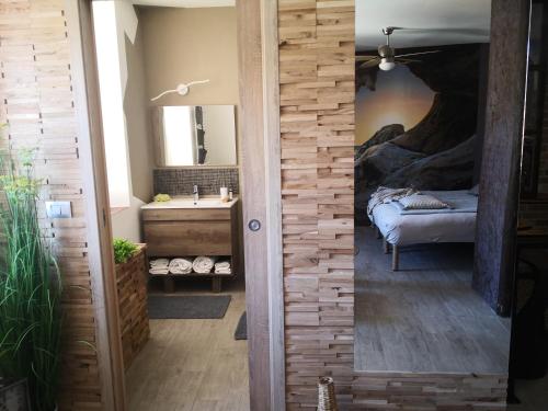 Double or Twin Room with Private Bathroom