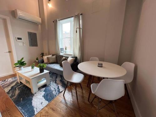 Charming 2B duplex in Prospect Park