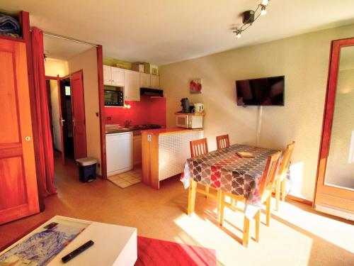 Apartment (6 Adults)