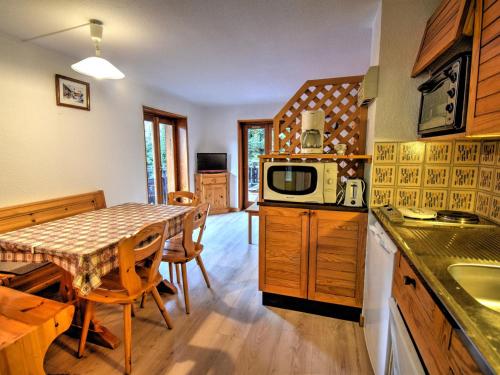 Appartement Morzine, 2 pièces, 4 personnes - FR-1-524-57 Morzine