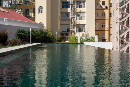 Bright 1 BDR Apartment W/ Pool View by LovelyStay, Lisbonne (photo 7)
