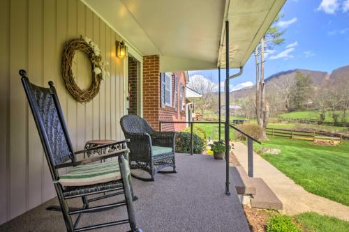 Scenic Mtn Home by Chestnut Ridge near Asheville! - image 8