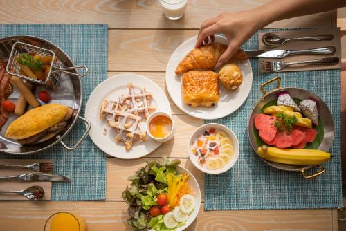 423748592 Holiday Inn Resort Samui Bophut Beach by IHG