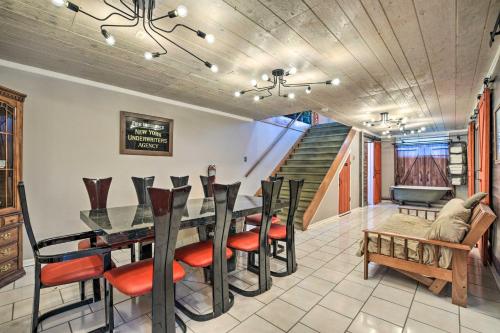 Pet-Friendly Bartlett Farmhouse with Deck! in Hanover Park (IL)