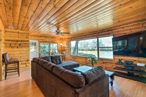 Stunning Nicolaus Getaway on Feather River! in Nicolaus