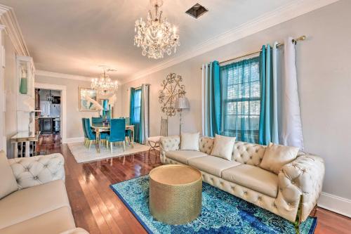 B&B Nueva Orleans - Glam New Orleans Vacation Rental with Deck! - Bed and Breakfast Nueva Orleans