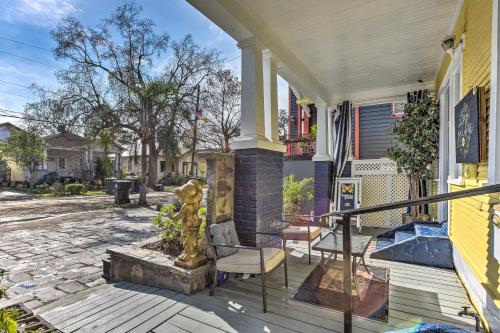 Glam New Orleans Vacation Rental with Deck!