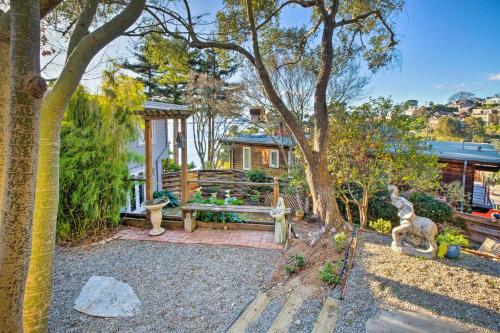 Luxury Studio with Hot Tub and San Francisco Bay Views