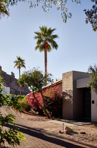 Sanctuary Camelback Mountain, A Gurney's Resort and Spa