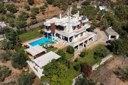 Luxurious 4bedroom Villa Kerezenia