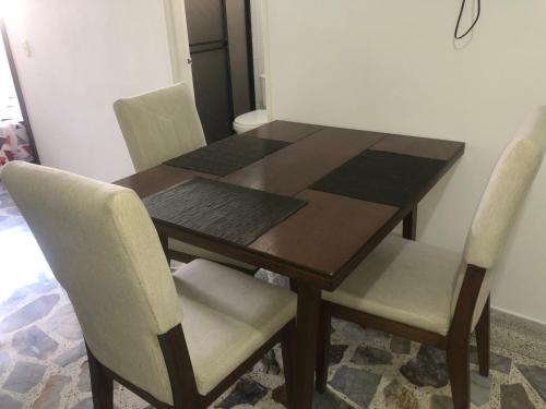 Apartamento cómodo en laureles , céntrico y bien ubicado Apto 301, Medellín (Foto 9)