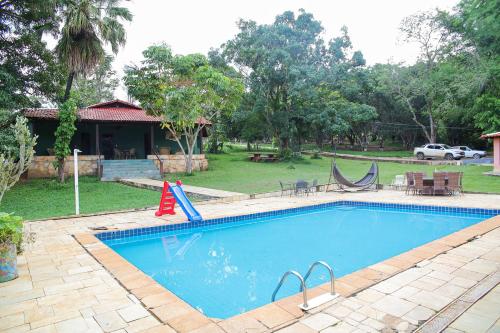 Chacara com piscina e muito lazer em Alexania GO