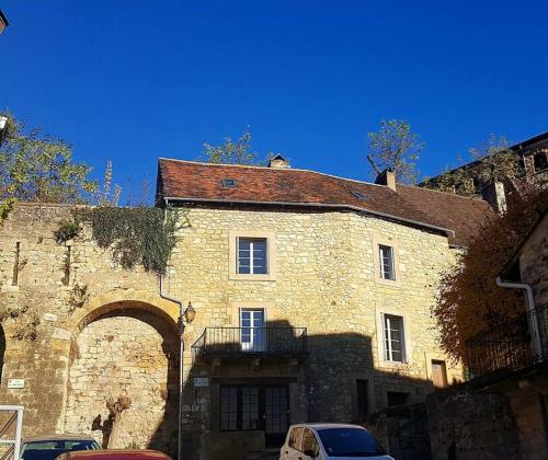 Aux portes de l'abbaye