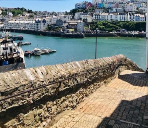 Mariners Cottage - Waters edge Fisherman's Cottage, Harbour & Sea Views & Free Dedicated Parking, Brixham (foto 7)