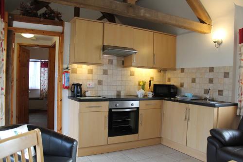 New Inn Lane Holiday Cottages - image 6