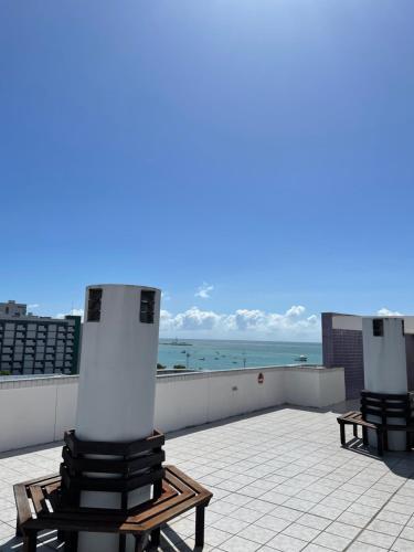 Front Beach Apartament Pajuçara Maceió - image 2