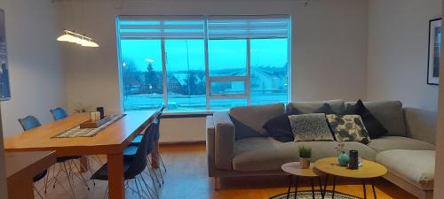 Great apartment for families - Apartment - Garðabær