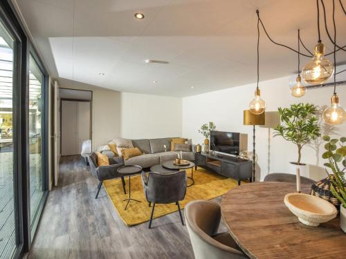  Modern holiday home in Limburg in Maasbree