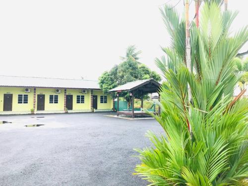 Chalet Sri Damai – Kampung Pengkalan Maras, MD