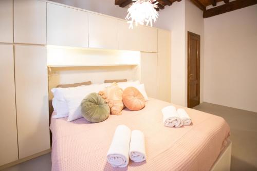 Apartment with Terrace image 8