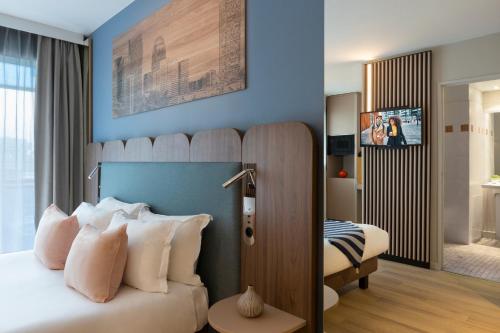 2 twin beds
