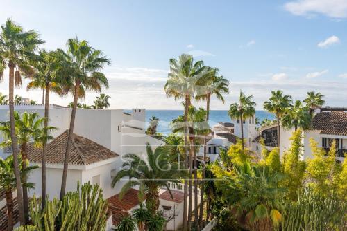 Superior Two-Bedroom Apartment with Sea View