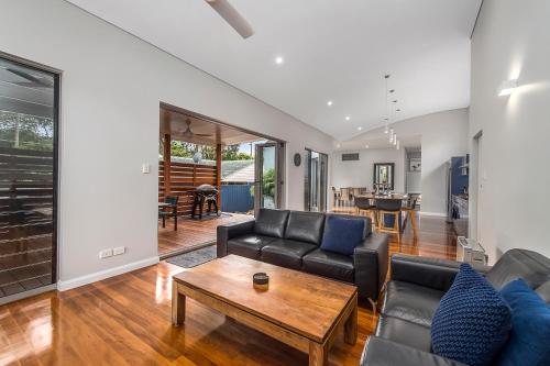 Blue Beach House, 9 Cross Street, Port Macquarie