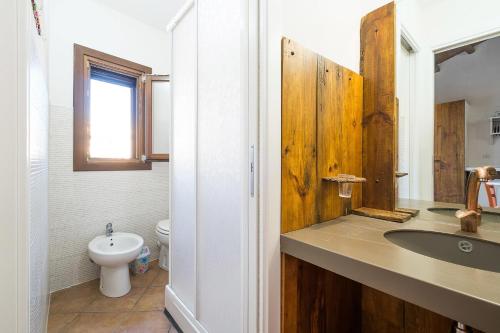 Two-Bedroom Apartment image 6