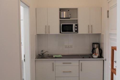 Hotel Die Schule - image 4