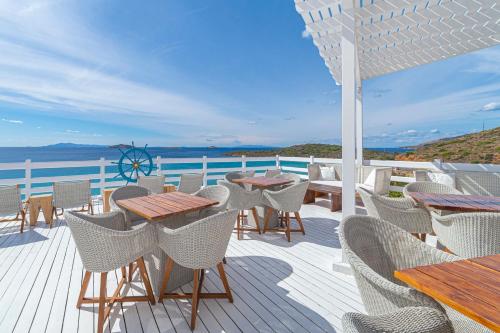 Hotel Perrakis - image 7