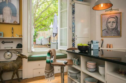 TREE HOUSE Celebrity Residence in Notting Hill - image 10