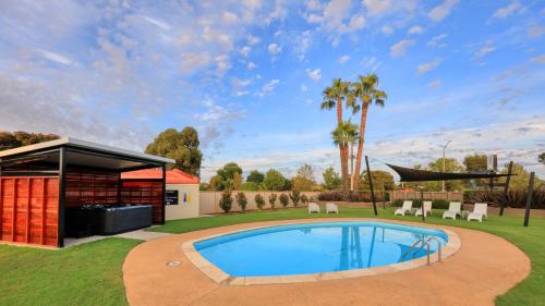 Hot tub, Motel Meneres in Corowa