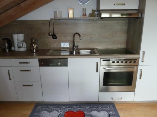 مطبخ, Haus Hopfenseeblick in هوبفيرؤ
