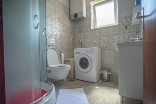 浴室, Apartman Marenic in 茨雷斯