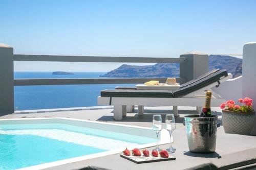 Luxury Santorini Villa Hidden Gem Villa Private Pool Sea Caldera View 1 BDR Oia Santorini