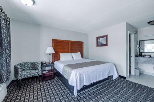 Travelodge by Wyndham Jackson I-40 Exit 82 in Jackson, USA