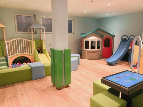 Hotel Alpenblick - image 5