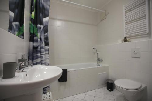 SAG 12th floor Koloseo residence Lake view Free parking, Bratislava (fotografie 10)