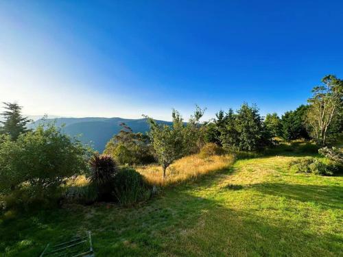 Panoramic Mountain view house on 7ha of lands