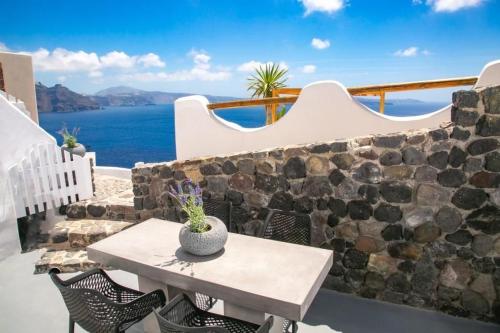 Luxury Santorini Villa Ocean Breeze Villa Sea Caldera View Jacuzzi Plunge Oia