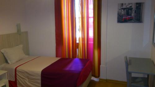 Double Room image 8