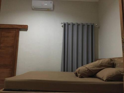 Juicezzy Home Fully Furnished 3 BR Guest House