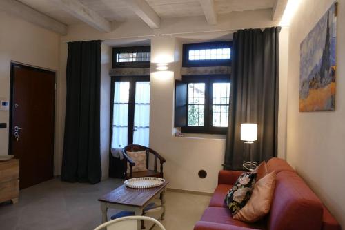 Naviglio Grande In Villa Milano, Mediolan (zdjęcie 10)