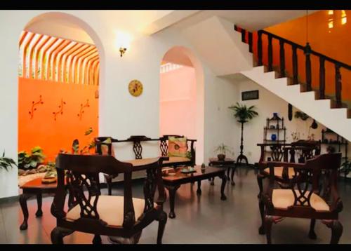 Breeze of Paradise Hotel in Nugegoda Area