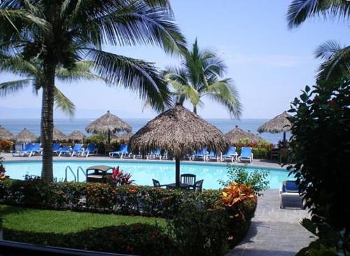 5 Star Lg 1 BDR Playa Royale Oceanfront- in Nuevo Vallarta , Mexico