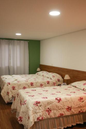 Standard Room image 3