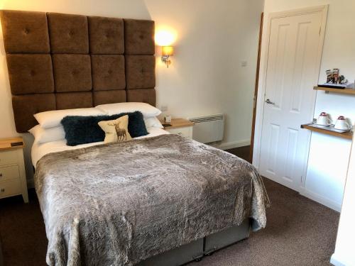Distant Hills Guest House - main image