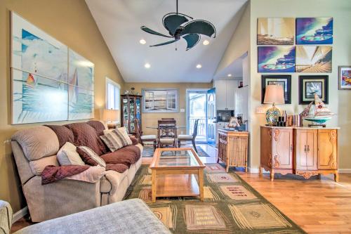 9 Mi to Ocean City Beaches: Retreat w/ Patio in Ocean Pines (MD)