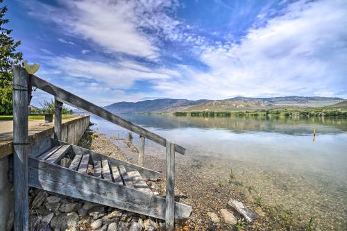 Beach Escape Scenic Osoyoos Lake Chalet!